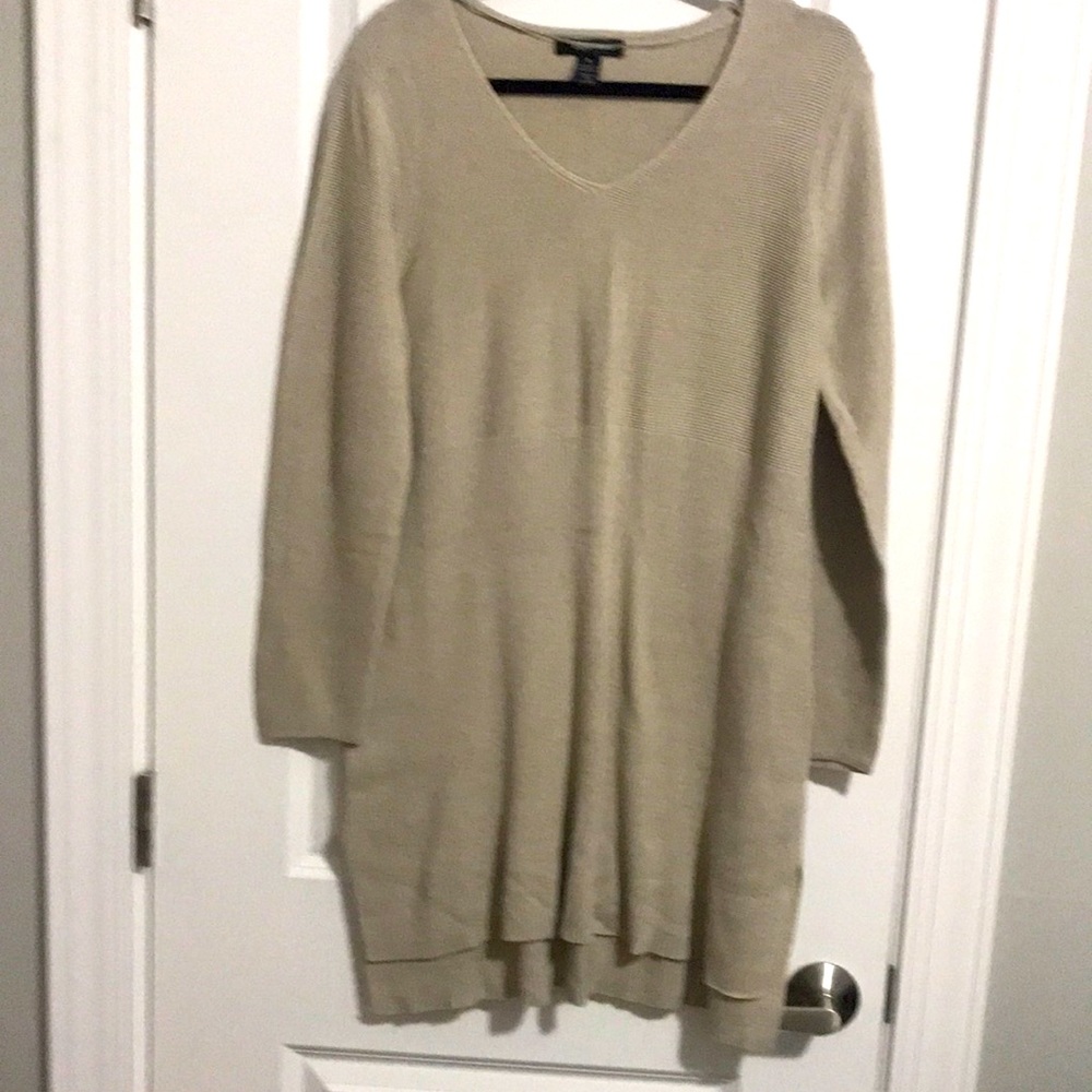 Cotton Acrylic size M Oatmeal colored tunic sweater soft V scooped neck